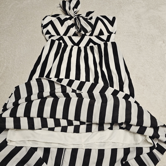 NWT "Seduction" Sleeveless Maxi Dress, Sz M, Black  and White NEW - Picture 8 of 9